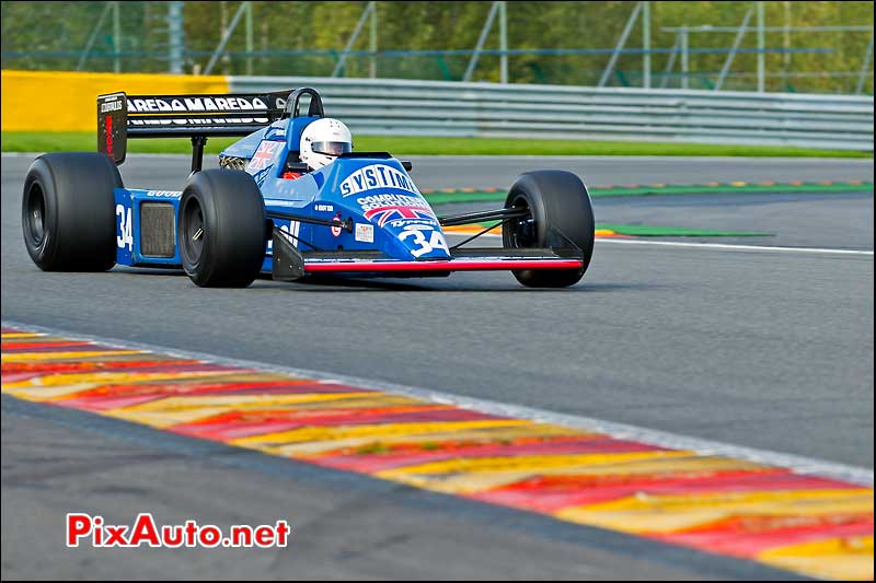 formule 1 tyrrell 012 de 1984