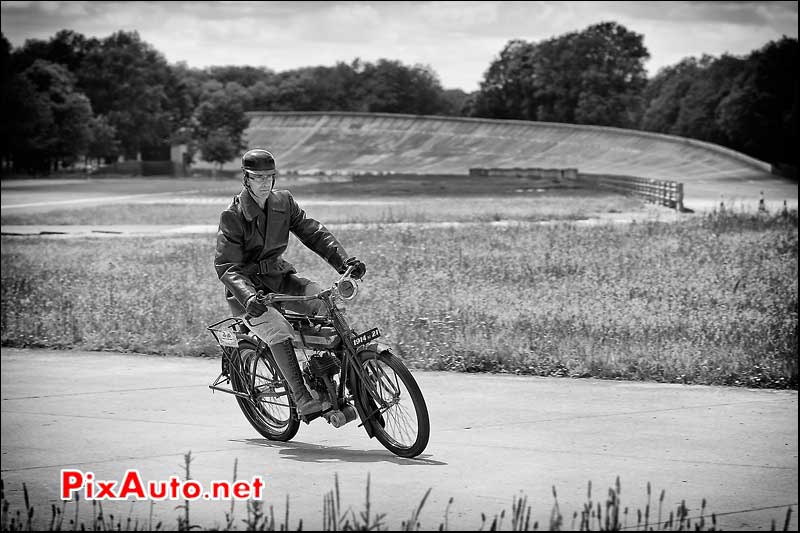 Motorette Terrot, journee moto ancienne Autodrome de Montlhery