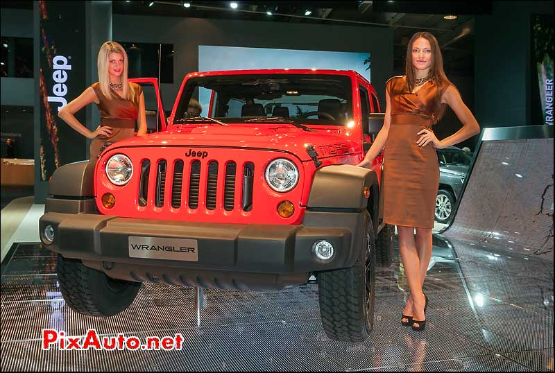 jeep wrangler et hotesses mondial automobile 2012