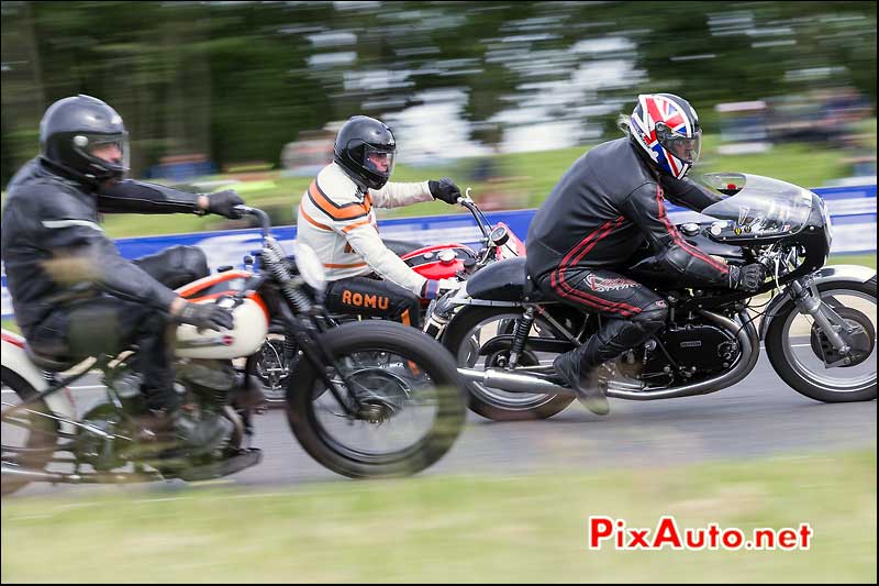Iron Bikers 2013, Harley, Vincent, Triumph, circuit Carole