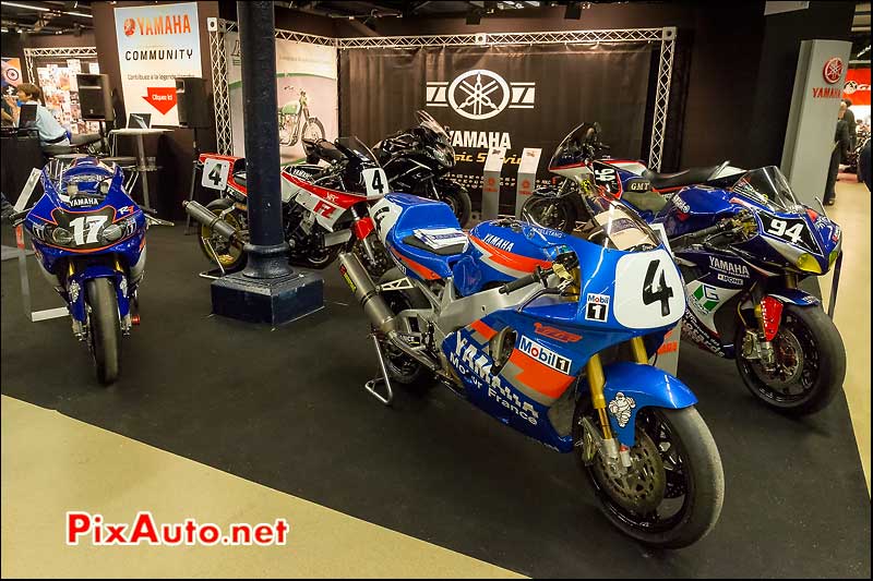 Stand Yamaha au Salon Moto Legende