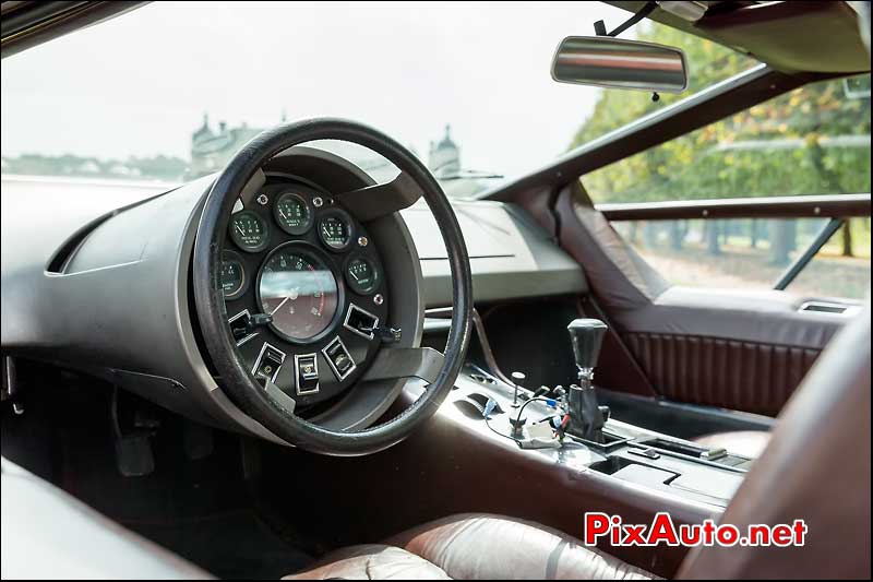 Chantilly Art et Elegance, Maserati Boomerang Volant