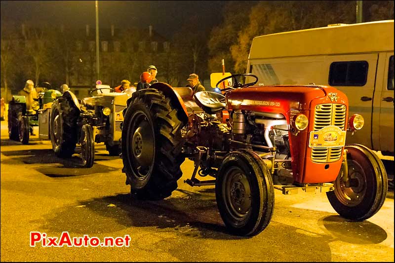 Tracteur Massey-Ferguson 95cd, Traversee de Paris 2014