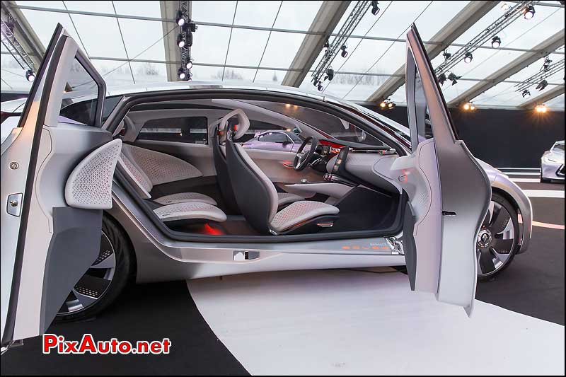 Exposition Concept-Cars, Renault Eolab Portes Antagonistes
