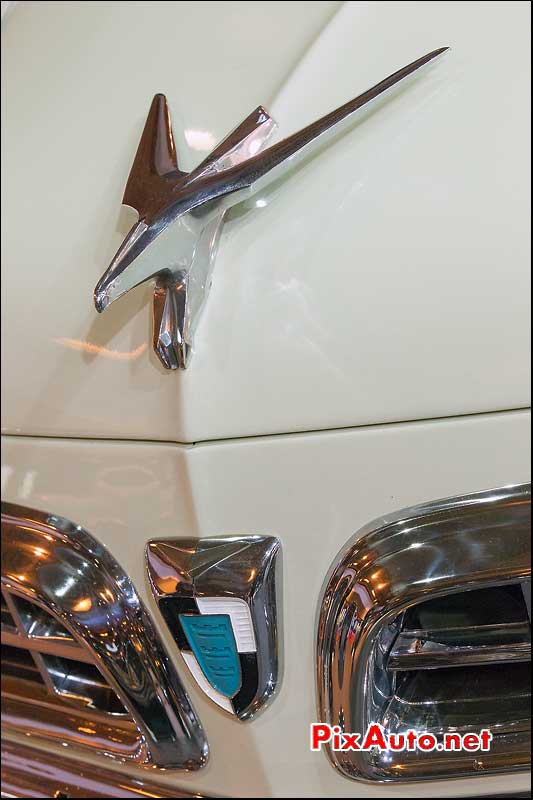 Exposition Vacation Artcurial Motorcars, Mascotte Aigle Chrysler Windsor