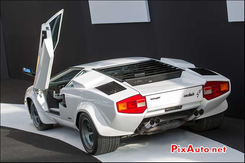 RM Auctions Paris, Lamborghini Countach LP400S