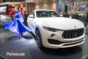 86e Salon de Geneve, Maserati Levante et hotesse