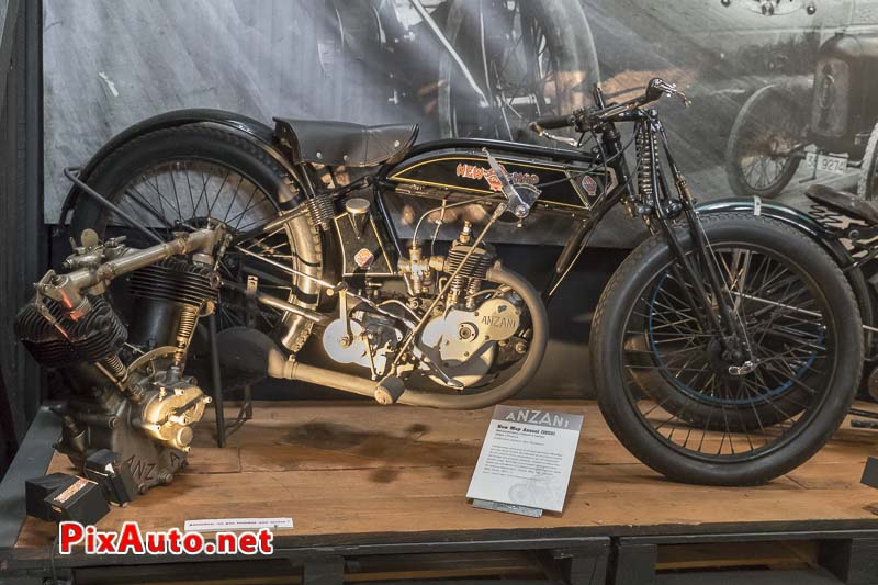 Musee Atelier Des Pionniers, moto New-Map Anzani 250cc