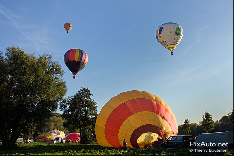 Montgolfière décollage.
