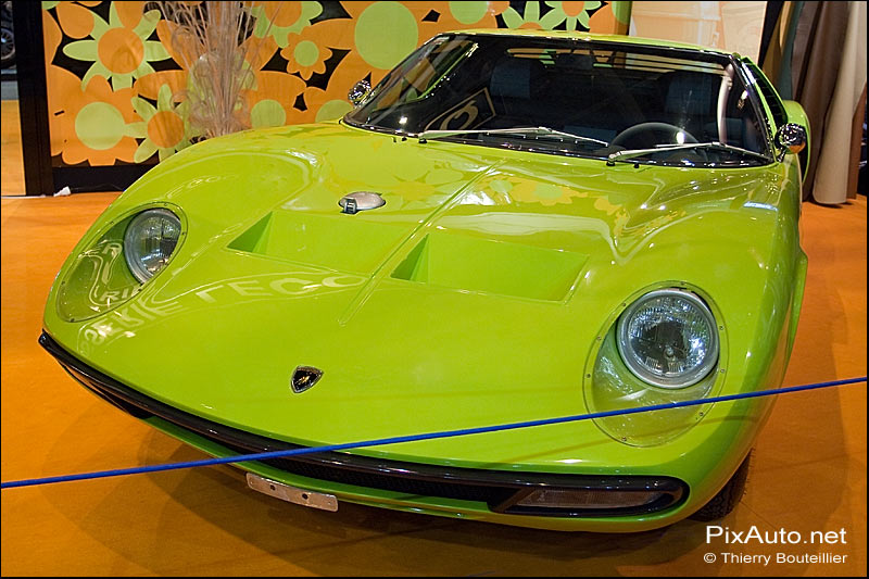 Lamborghini Miura salon retromobile