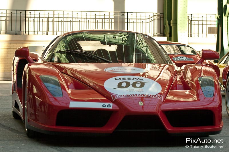 Ferrari Enzo tour auto