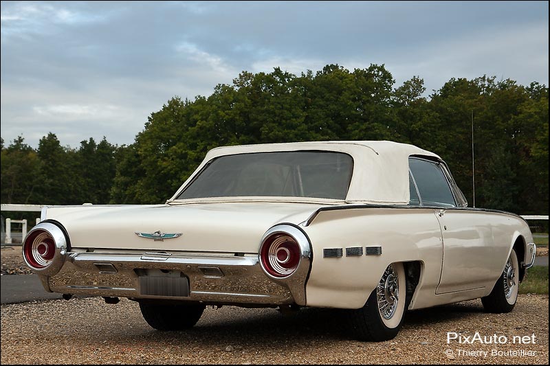 Ford Thunderbird autodrome Linas-Montlhery