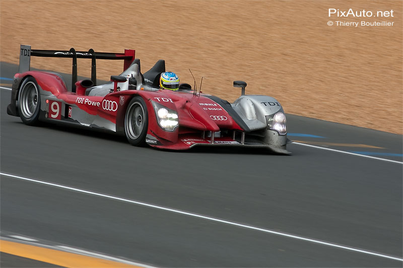 Audi R15 victorieuse des 24 heures du mans