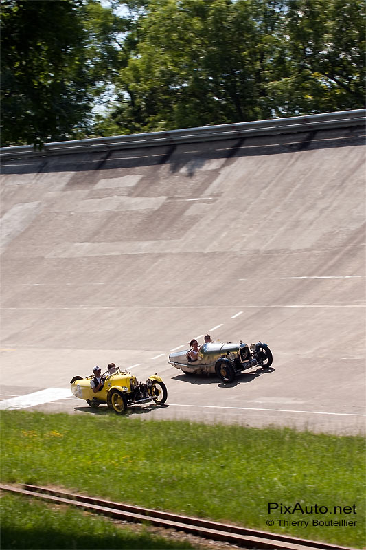 Tricyclecars Darmont autodrome heritage festival