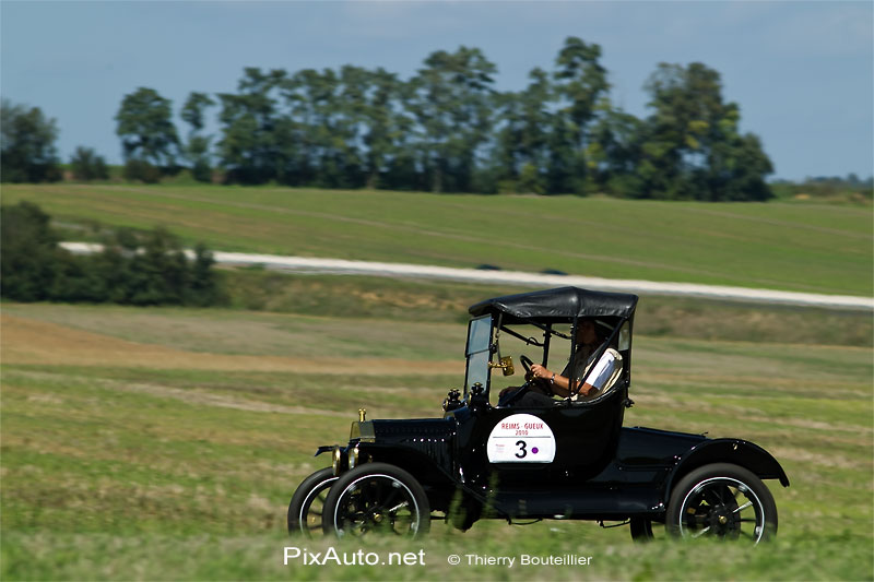 Ford T dans la campagne de reims