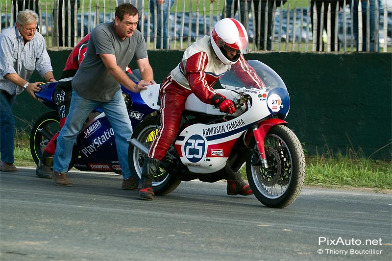 Moto Yamaha TZ 350 excellence automobile de reims