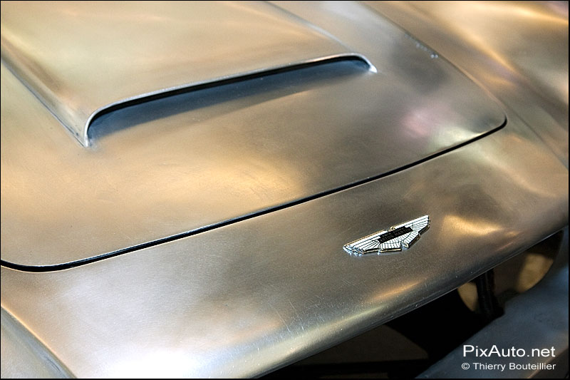 salon retromobile Aston Martin DB5