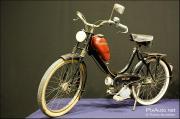 Bicyclette à moteur Peugeot, salon retromobile 2010