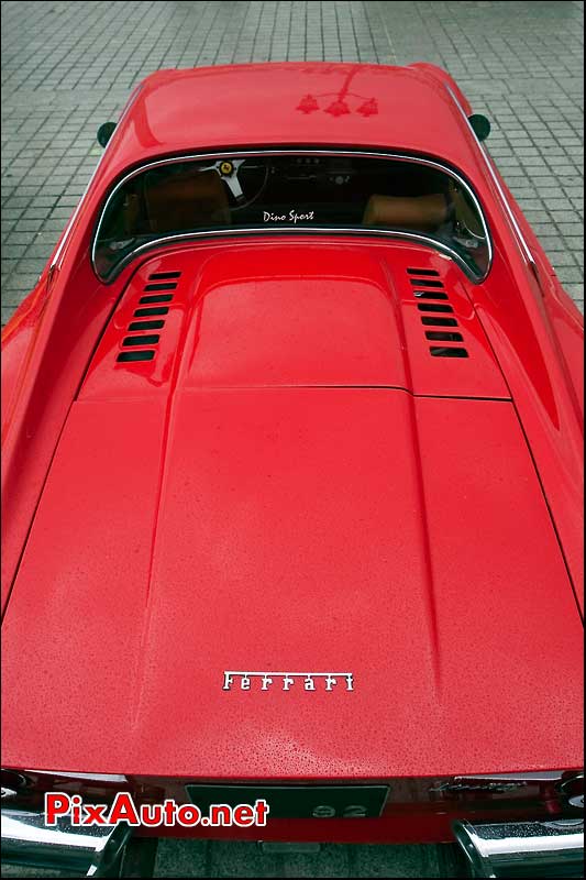 Ferrari Dino rallye des Princesses place Vendome