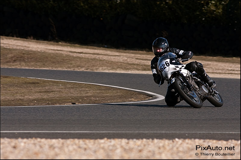 Moto Yamaha n°626 trophee Coluche