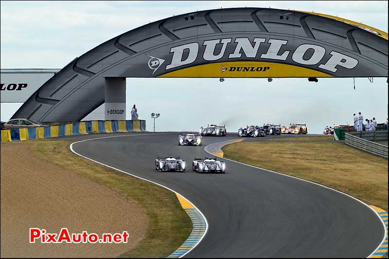 Depart des 24 heures du mans 2011 au Dunlop