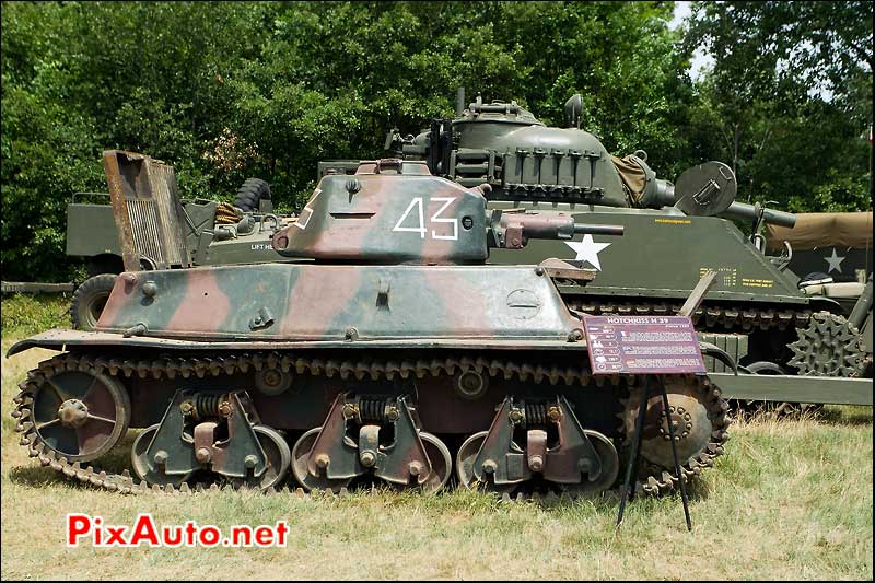 char francais hotchkiss h39 la locomotion en fete