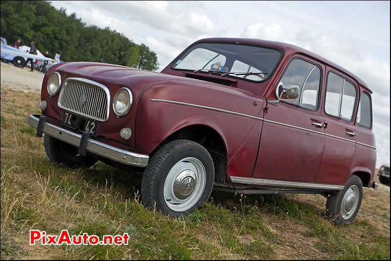 renault 4l la locomotion en fête