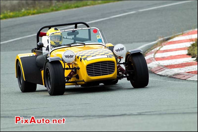 caterham Seven HPC autodrome radical meeting linas montlhery