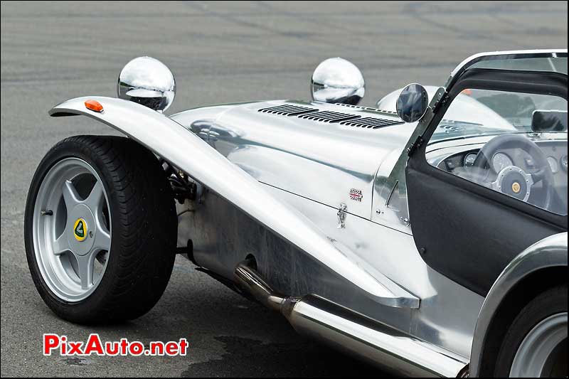 caterham seven en aluminium autodrome radical meeting