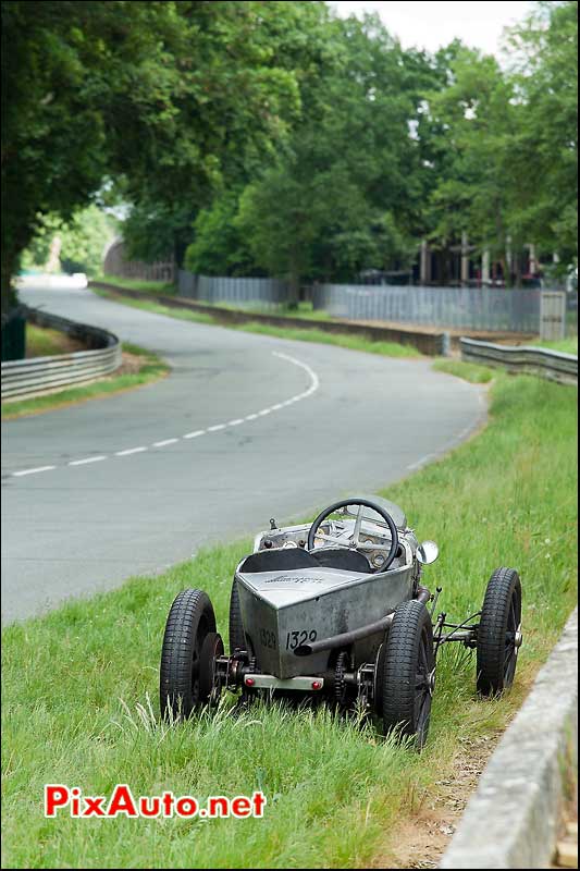 frazer nash piglet vintage revival montlhery