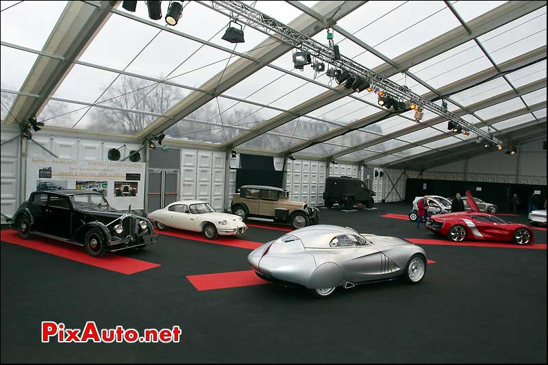 Exposition Concept-cars aux invalides Festival Automobile International
