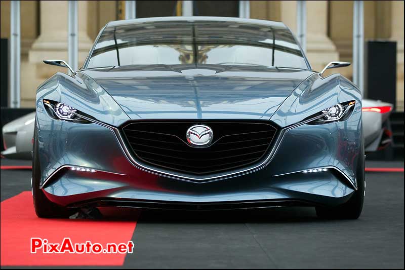 Concept-car Mazda Shinari Festival Automobile International