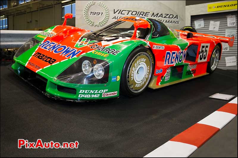 Mazda 787B LM salon retromobile