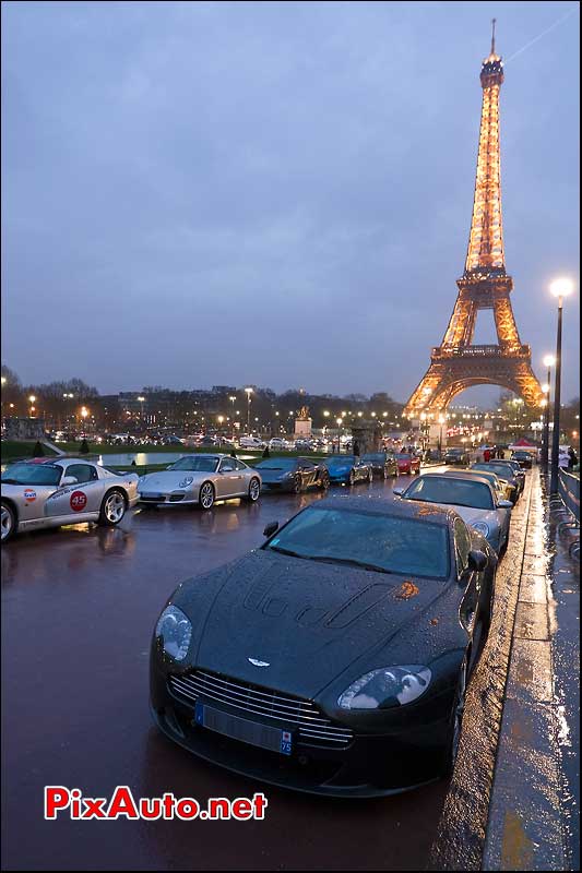 Aston Martin V12 Vantage rally de paris
