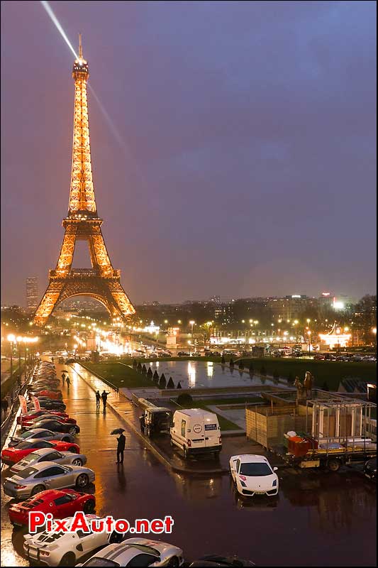 Parc fermé du rallye de paris