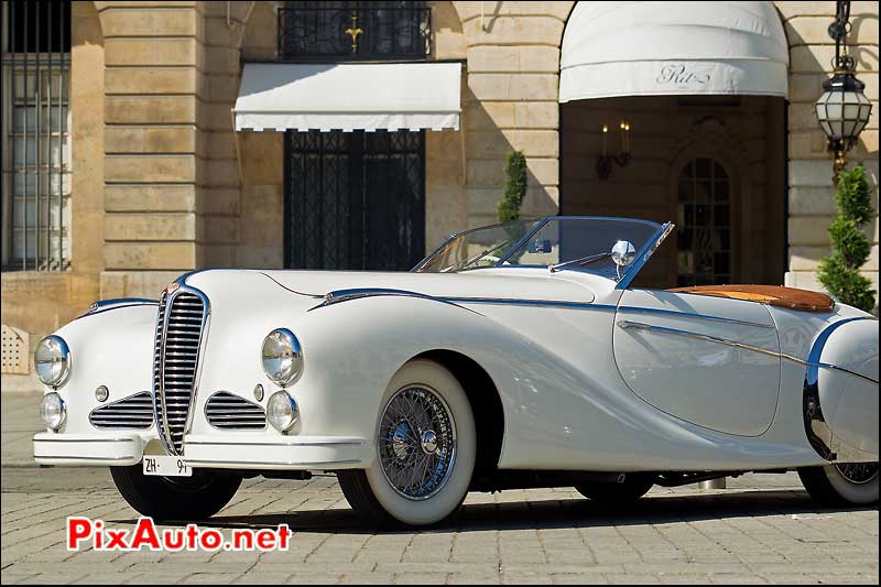 Delahaye 135 rallye paris deauville place vendome