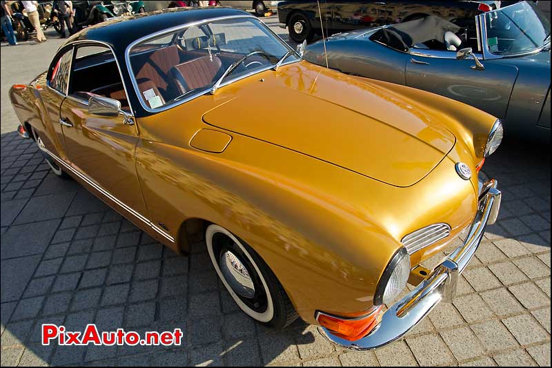 Karmann Ghia rallye paris deauville place vendome