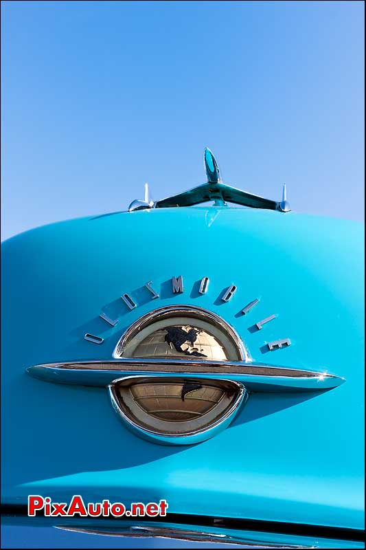 heraldique oldsmobile salon automedon le bourget