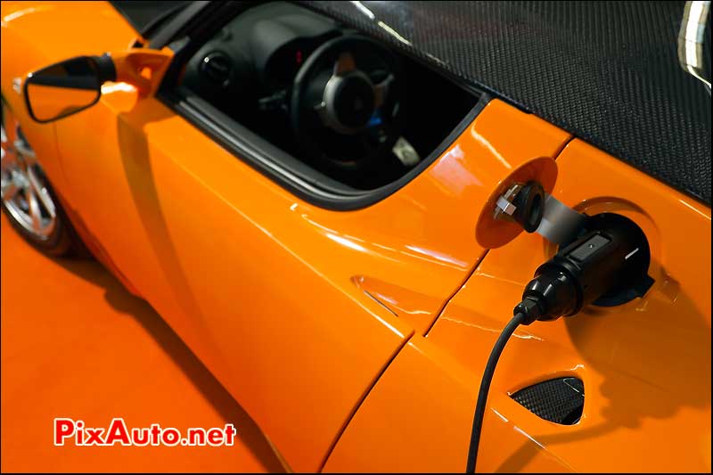 tesla roadster recharge.