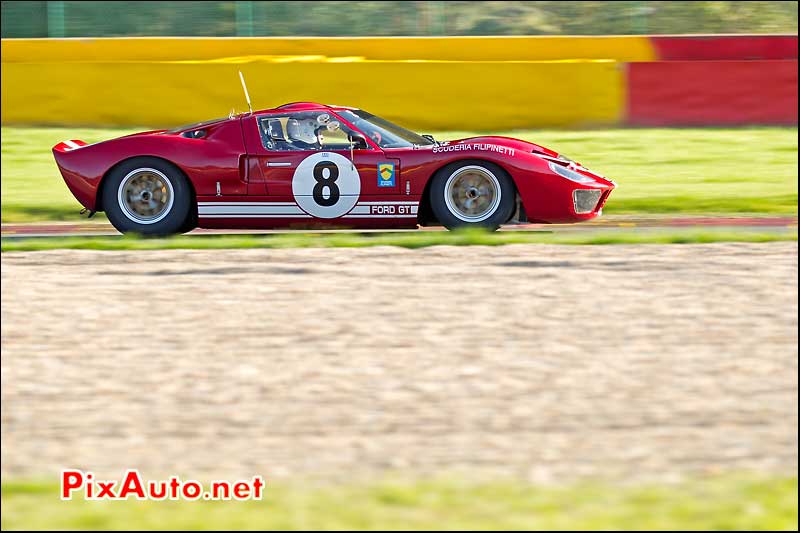 ford gt 40 numéro 3 s6h 2011