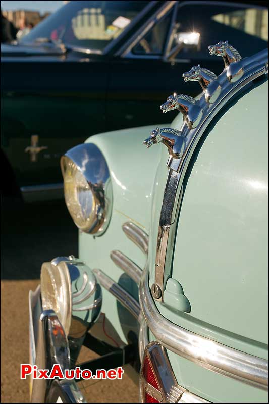 renault 4CV traversee de paris