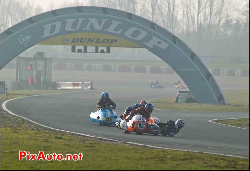 Dunlop circuit carole