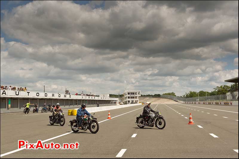 Depart plateau moto, Autodrome de Montlhery