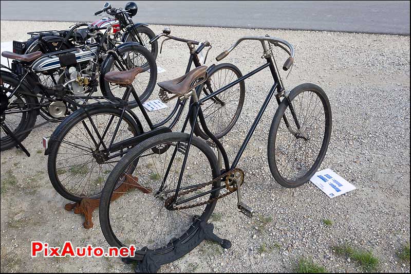 Velos Terrot, journee moto ancienne Autodrome de Montlhery