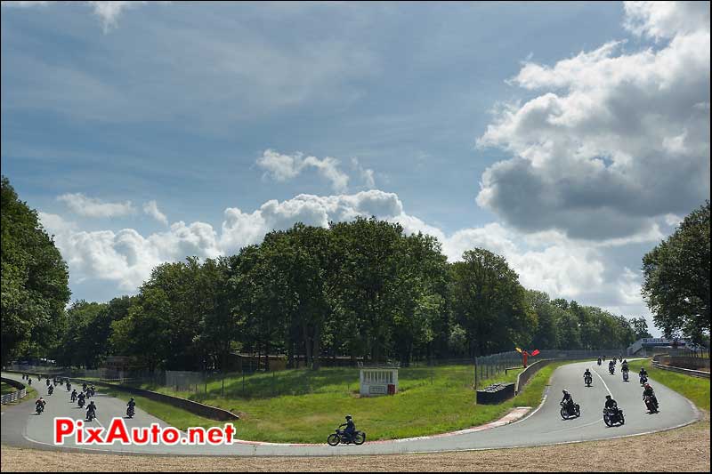 Parade journee de la moto, club Terrot