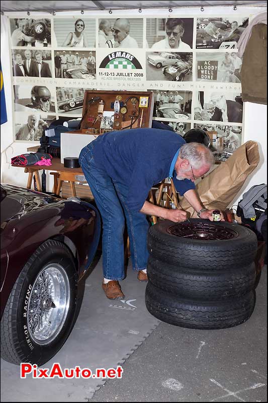 AC ACE au paddock, Le Mans Classic