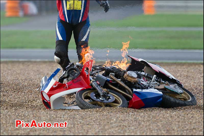 chute segale honda de Tosolini-Dario et Bertschinger-Walo n°37