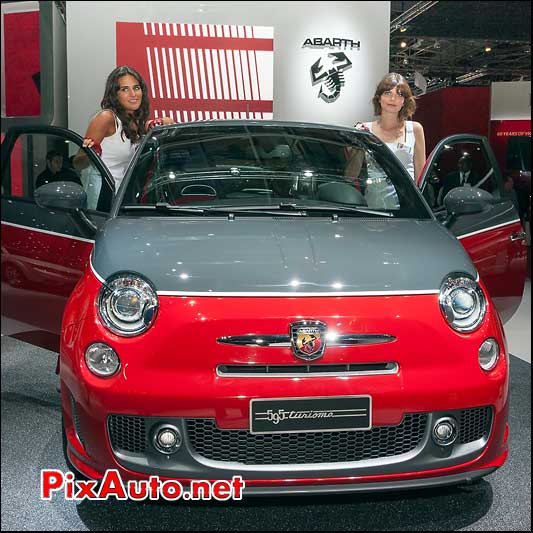 fiat abarth 695 turismo et hotesse mondial automobile