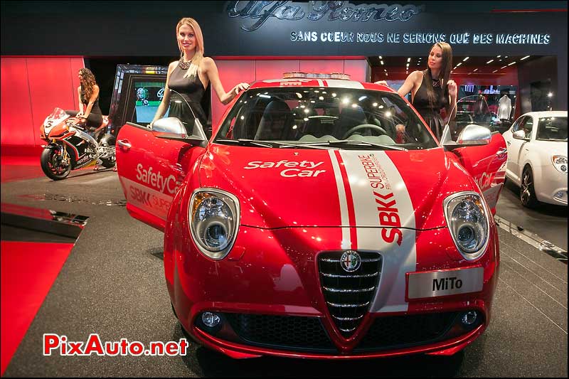 safetycar superbike et hotesses, alfa-romeo mito, mondial automobile