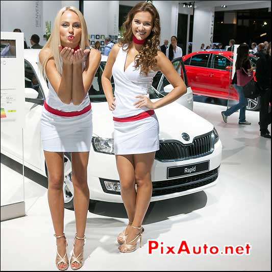 Des hotesses très rapide chez Skoda mondial automobile